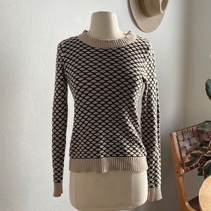 Boutique forever 21 sweater